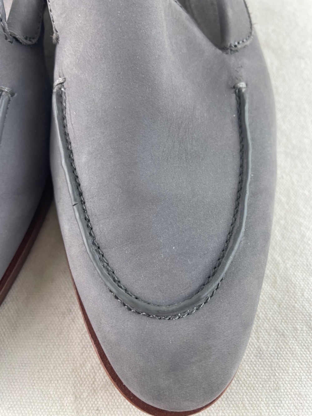 Aerosoles Gray Nubuck Slip-On Loafers Size 8.5 - Picture 3 of 12